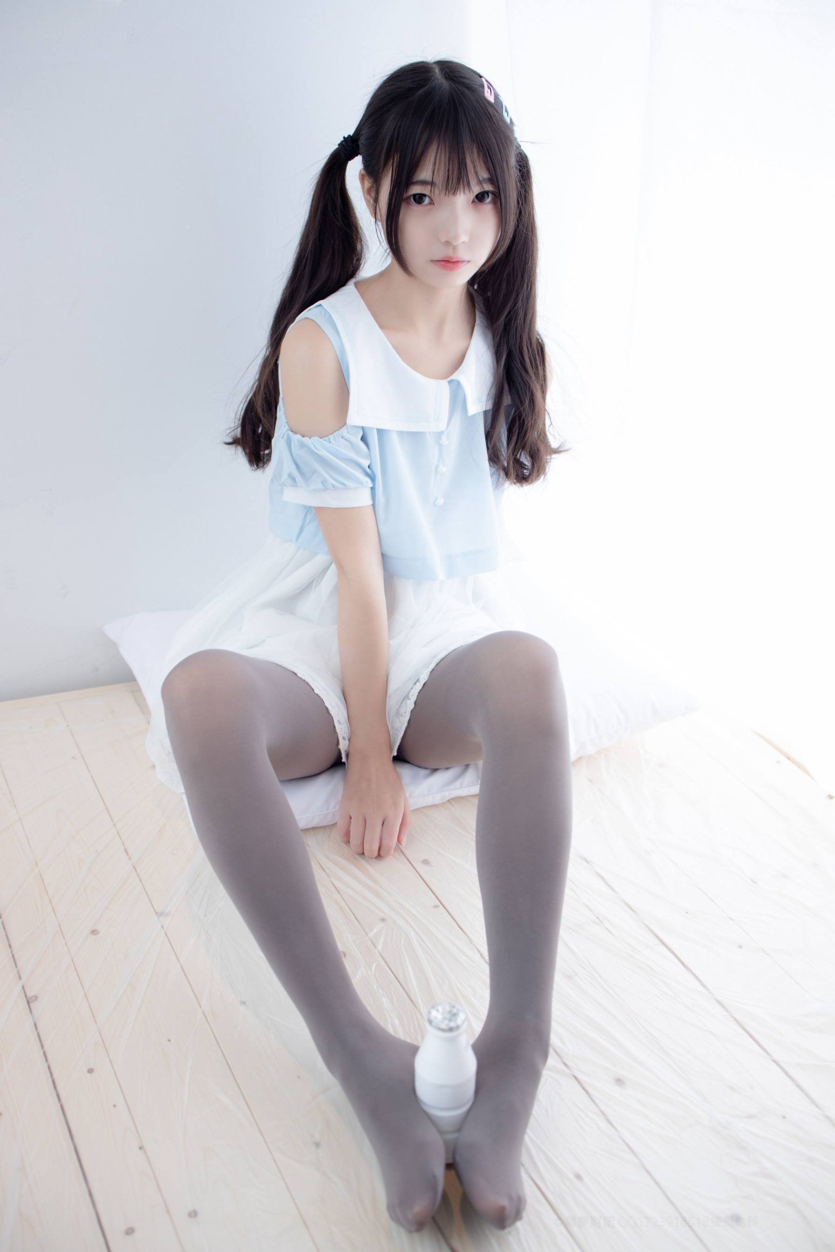 图片[1]-超级甜美的灰丝小姑娘【86P】20005-灰麻雀