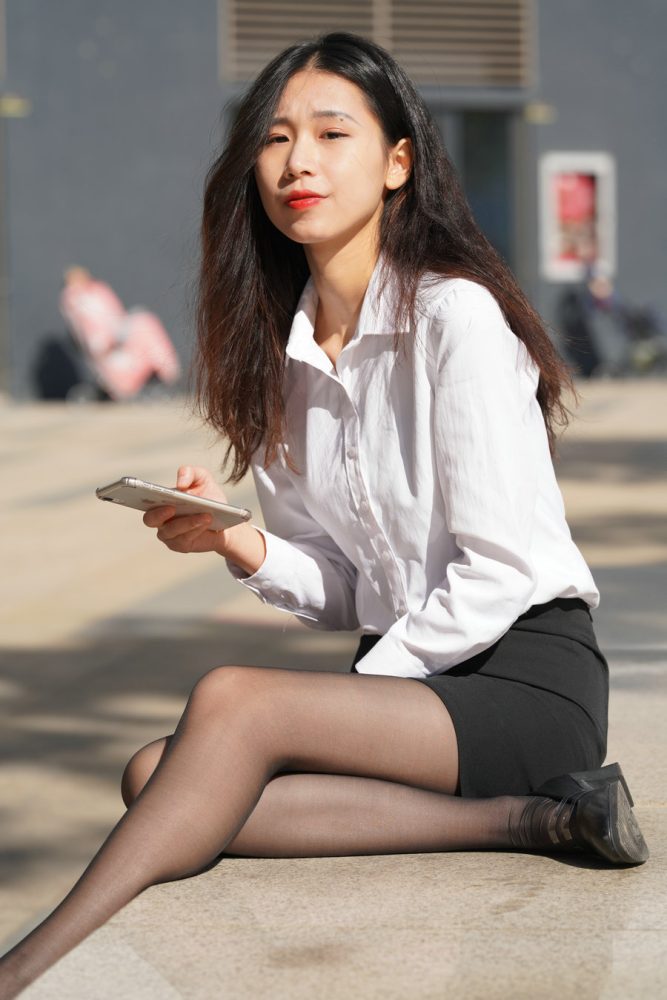 J2028 510P3V-11.6GB-灰麻雀