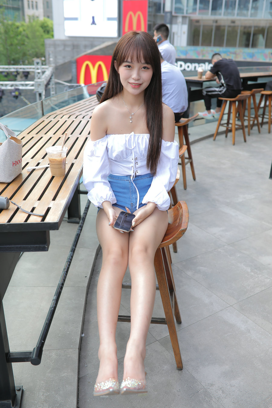 图片[1]-J2175 419P12V-19.6GB-灰麻雀