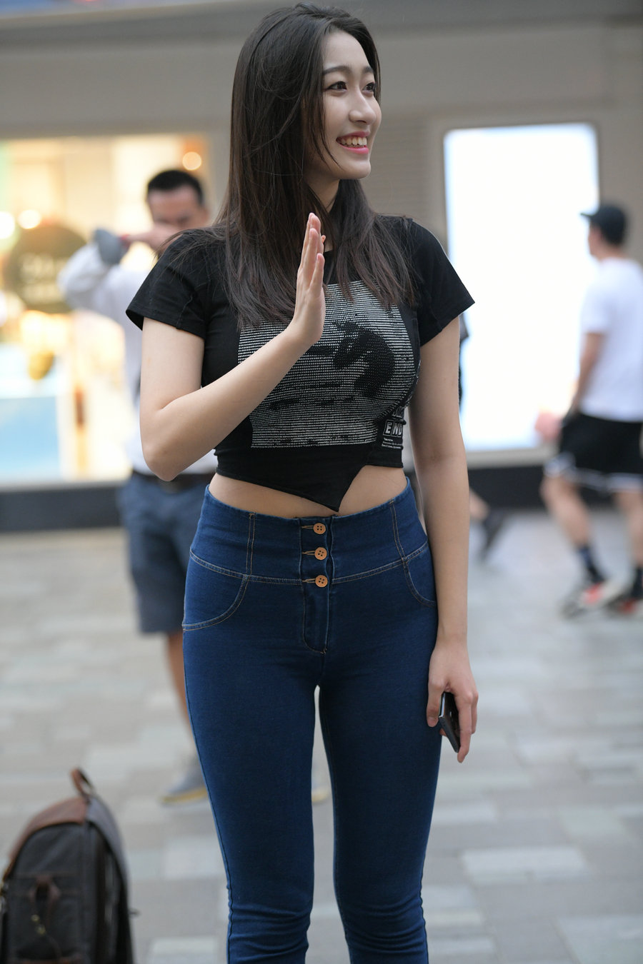 图片[1]-紧身牛仔裤女人J2784 240P-6.66GB-灰麻雀