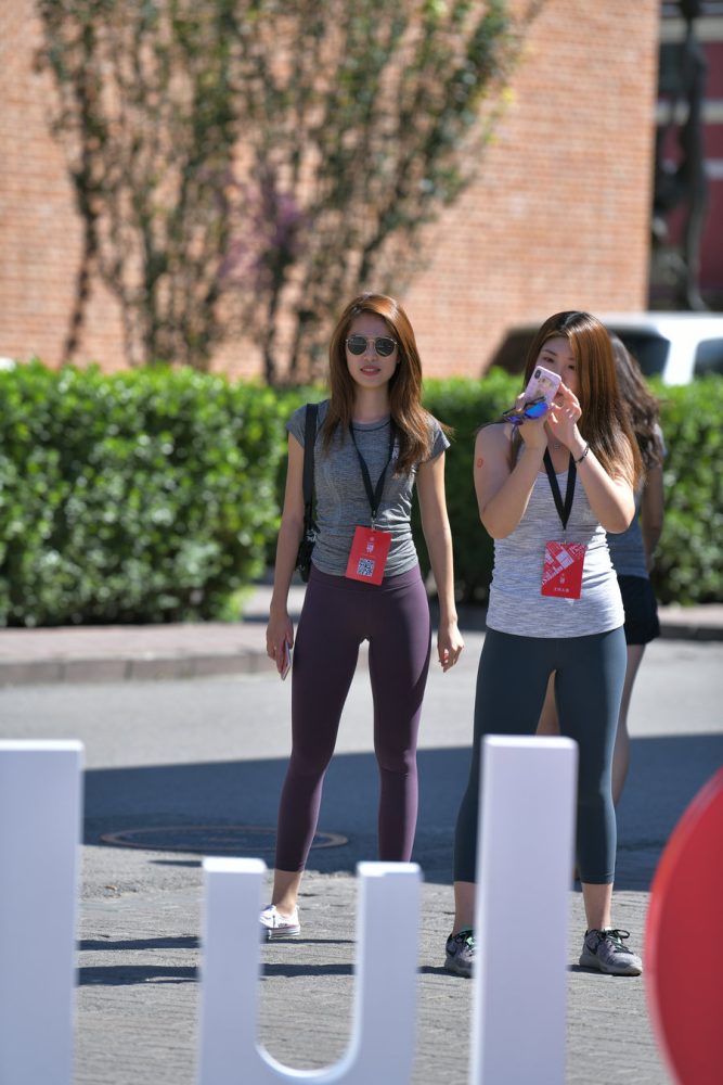 紫色瑜伽裤墨镜导游J4604 27P-336MB-灰麻雀