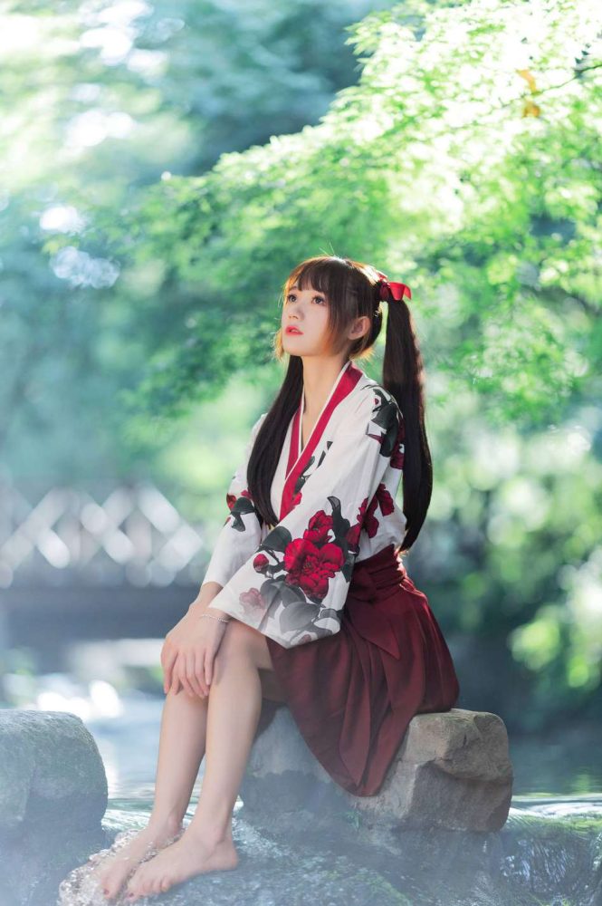 【免费】穿汉服的双马尾女孩【35P】20025-灰麻雀