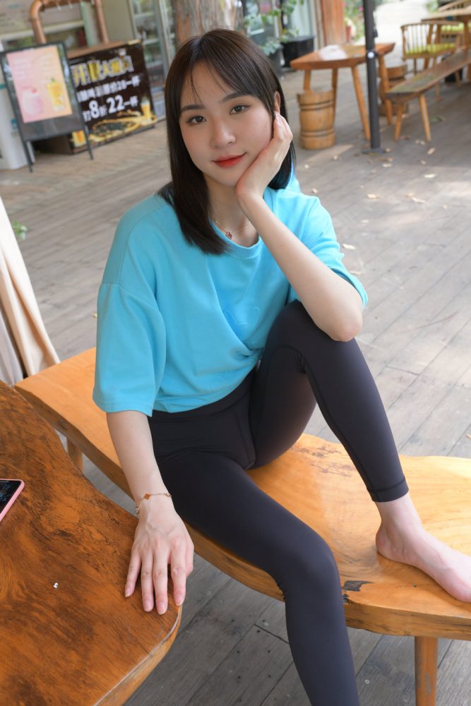图片[1]-乖乖女瑜伽裤女孩J2224 538P2V-21.0GB-灰麻雀