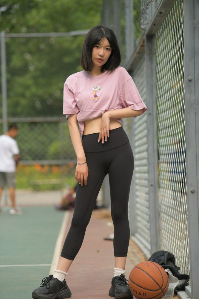 图片[3]-穿瑜伽裤打篮球的大三女孩J2198 463P1V-18.6GB-灰麻雀
