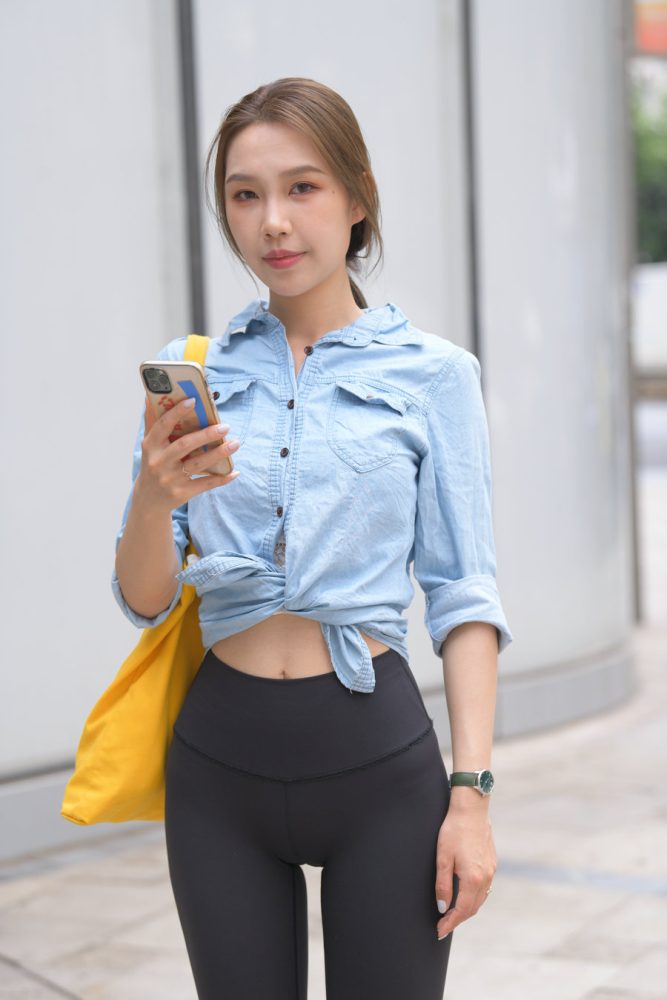 图片[1]-非常漂亮的瑜伽裤女孩J1990 733P1V-27.9GB-灰麻雀