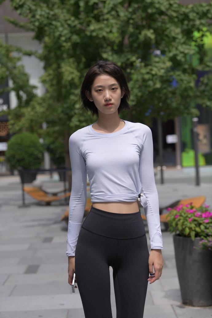 图片[1]-短发长腿的女生J2791 292P-5.71GB-灰麻雀