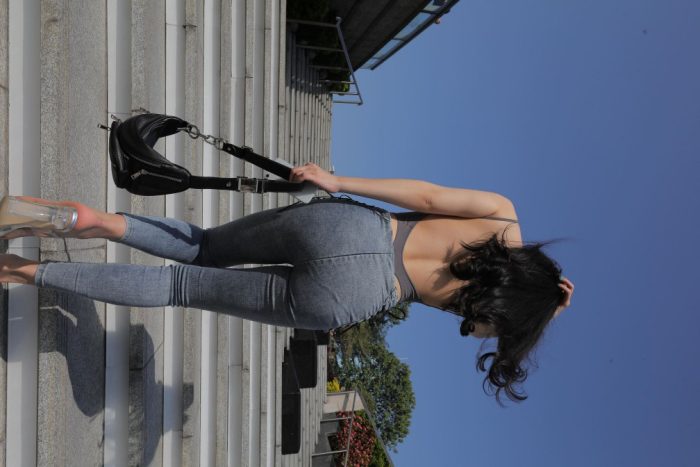 漂亮的紧身牛仔裤长发女孩【474P】00059-灰麻雀