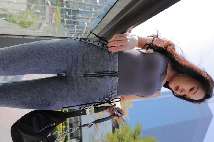 漂亮的紧身牛仔裤长发女孩【474P】00059-灰麻雀