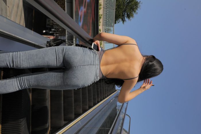 漂亮的紧身牛仔裤长发女孩【474P】00059-灰麻雀