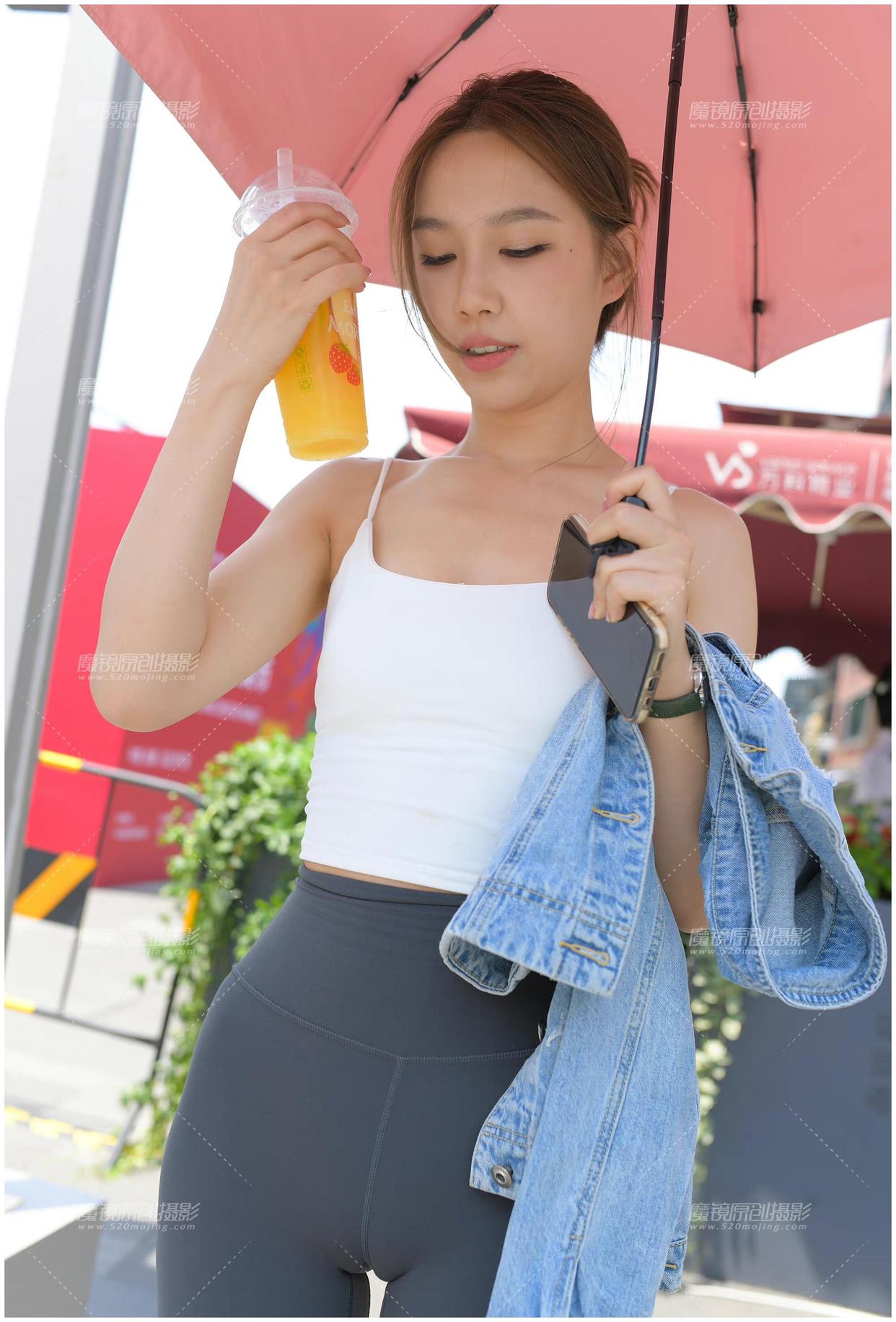 图片[3]-在外面逛街的瑜伽裤小姐姐J2226 833P1V-26.8GB-灰麻雀