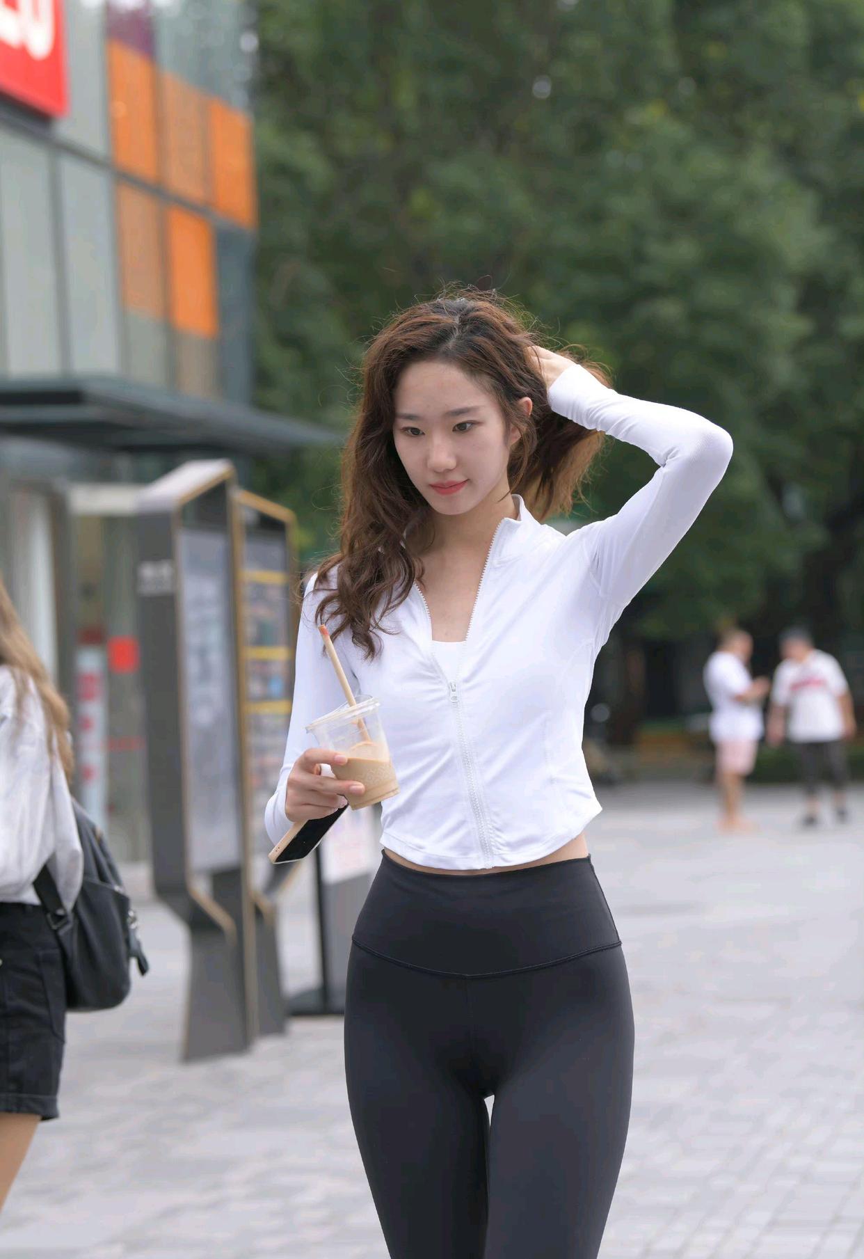 图片[5]-像刘亦菲的黑色瑜伽裤女孩J2237 340P1V-14.8GB-灰麻雀