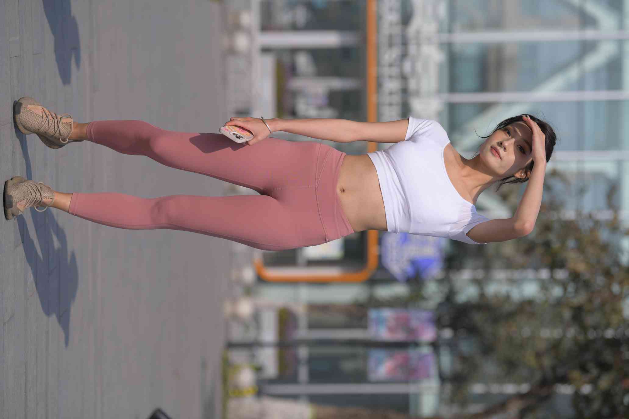 图片[4]-很漂亮的瑜伽裤女孩【419P】04013-灰麻雀