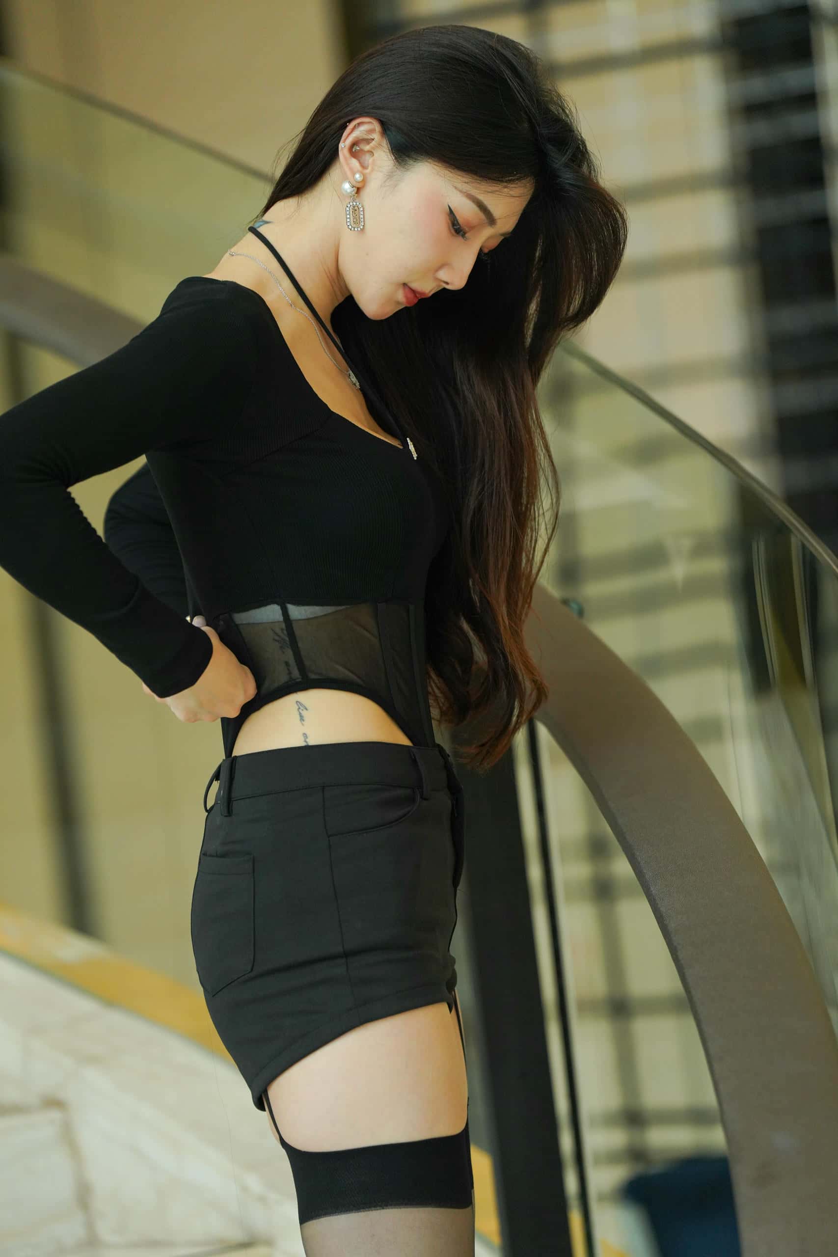 图片[2]-黑色纯欲系小姐姐【84P】J8063-灰麻雀