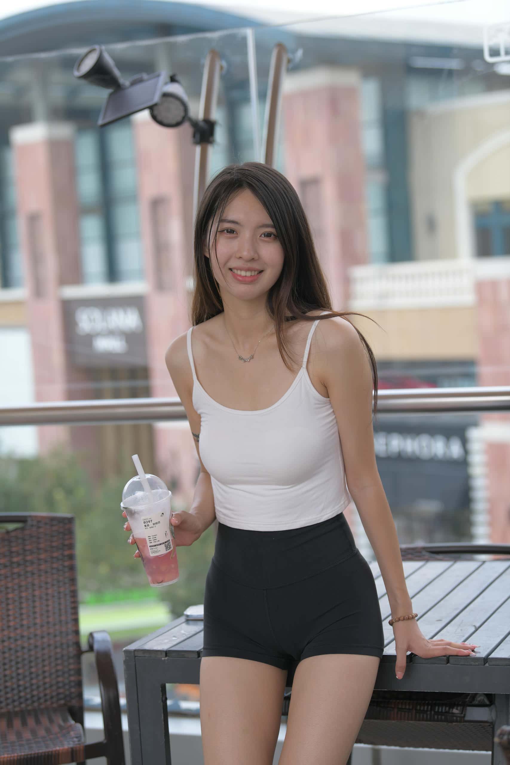 图片[4]-路上偶遇身材超好的妹子【887P】J4010-灰麻雀